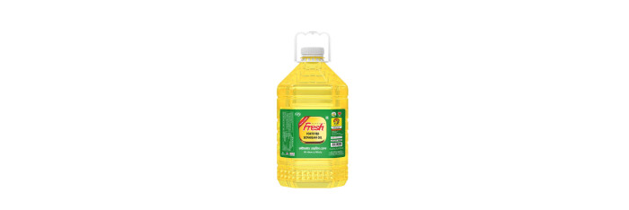 Experience the freshness of fresh's premium 5L bottle of soybean oil,